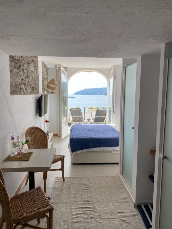 Studio Cala Bona กาดาเกส ภายนอก รูปภาพ