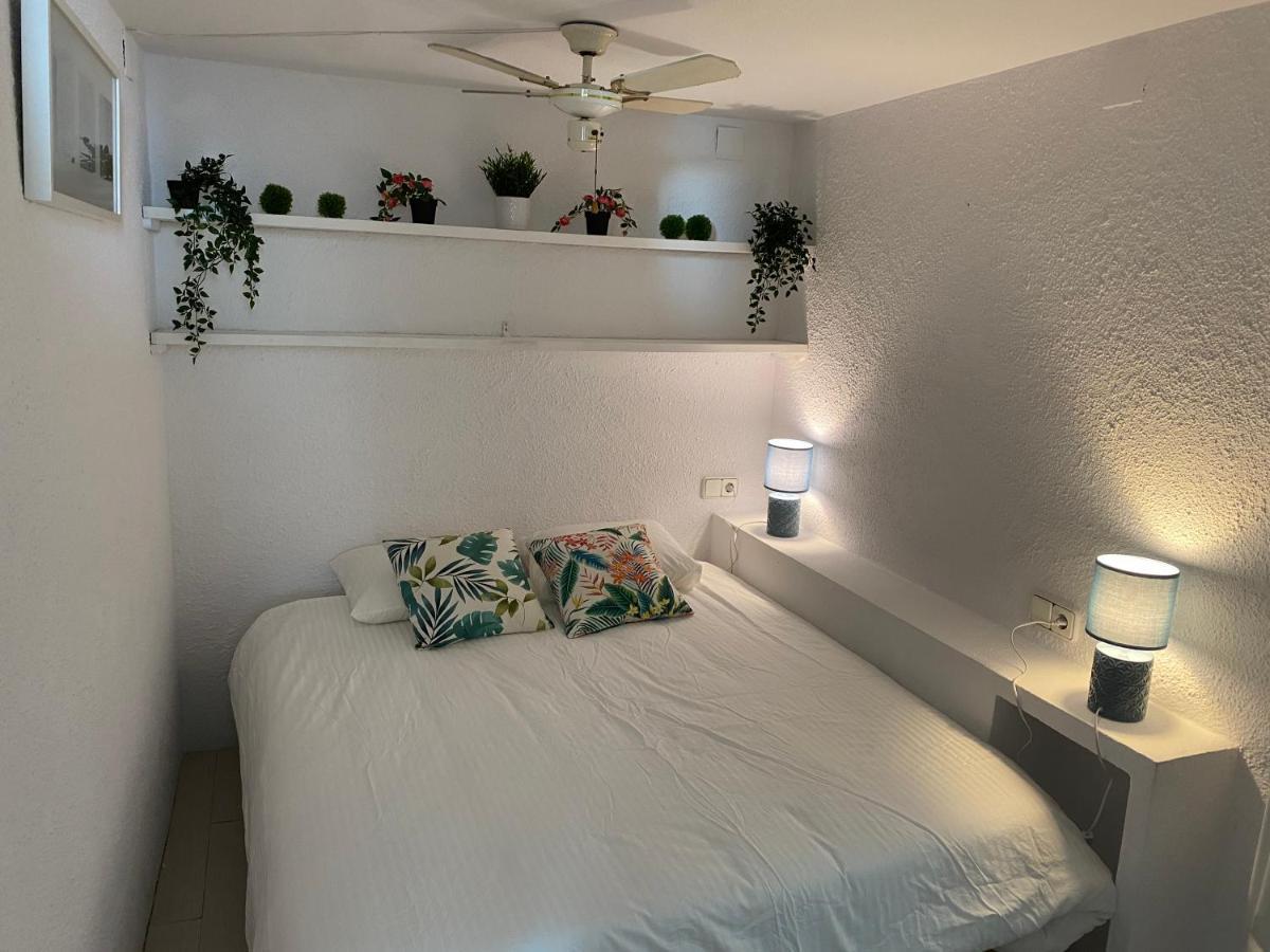 Studio Cala Bona กาดาเกส ภายนอก รูปภาพ